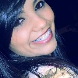 A vida é bela e mais belo ainda é vivê-la, é sentí-la e é permanecer vivo diante de tudo e de todos... 