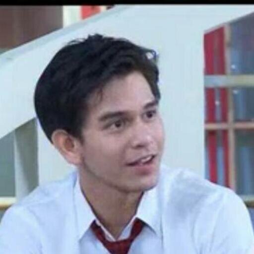 RANGGA PRAWINTA AZOF @azofrangga :* {} 3