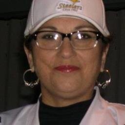 Pittsburgh Steelers fan- Boston Terrier mom - Interested in World News - HUGE Van's sneakers fanatic