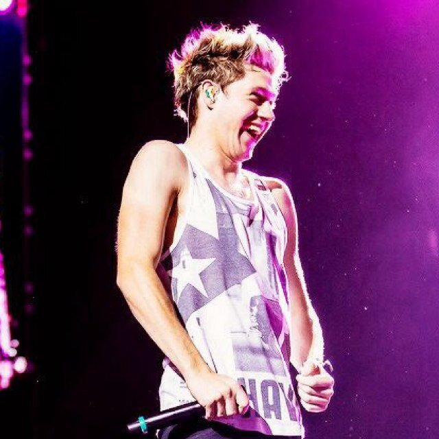 OhMyGoshNarryy's profile picture. Please follow my main acc @ObeyinNiall and help me reach 5k! (i'll unfollow you if you dont follow me) ILYSM