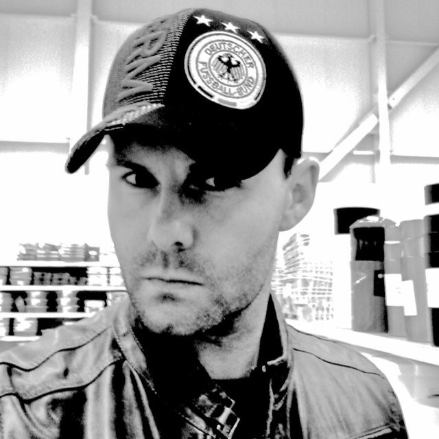 Husband, Father of 2, Self Professed Tech Geek, Proud Conservative Canadian Patriot, Digital Soldier & Truth Seeker. All opinions are my own!