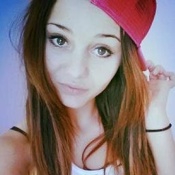 Vrai_Compte's profile picture. Coucou je suis Noémie Dufresne tu dois surement me connaitre sur Facebook et maintenant me voici sur twitter ! Alors n'hésite pas follow me ✌ ▬-▬-▬-▬-▬-▬-▬-▬-▬-