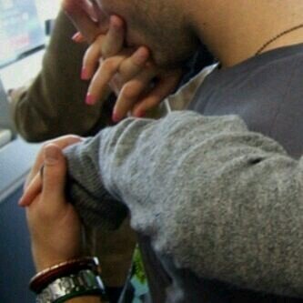 - يَ رب تحفظه ليَ وين مآكآن ، ♥