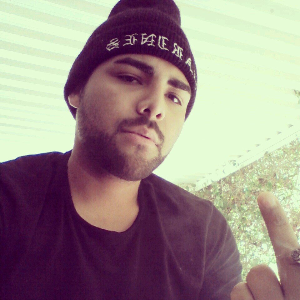 Recording Artist.Young King #¥KxØ$... ykxbarz@gmail.com http://t.co/whVXQxRC