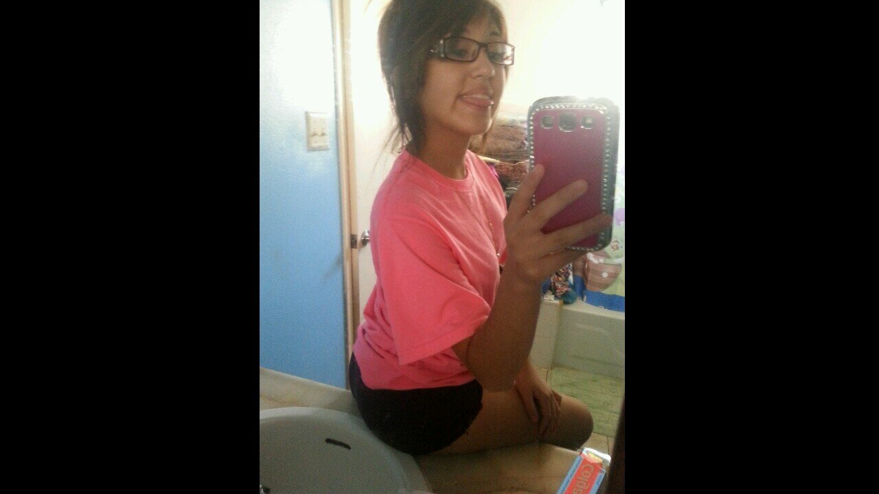 follow :* im new to this .-.