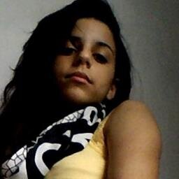 Na real nunca pensei que um dia eu ia falar contigo, ia ficar contigo, ia poder te tocar, te abraçar, te beijar, nunca pensei em nada disso. Nunca pensei que um