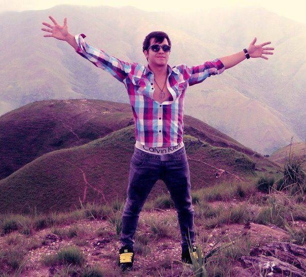 Tratando de alcanzar el cielo con los pies en la tierra (: ~Fe en Dios~