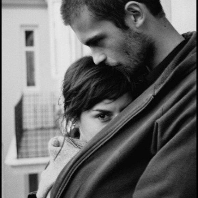 ‏لست حزينهه آبدا لكنني فقيرة حظ جدآ ♡̷