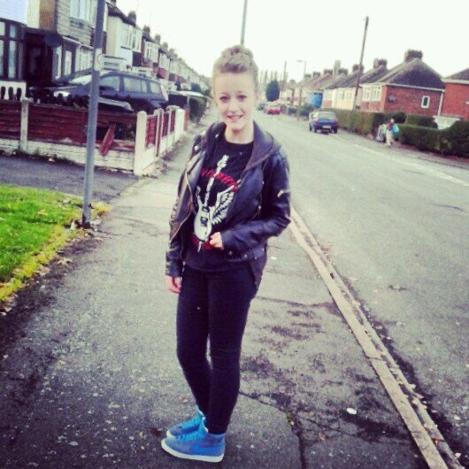 follow!!..i follow back ;)