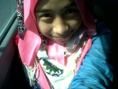 Asslamualaikum :) i'm NURUL IZZATI,just call me izaty or zaty,15,SMK TAHO.follow me and i'll follow you back. :D add my bbpin please 2A675971.thankyou :*