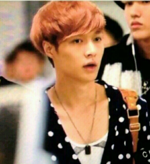 서는 귀여운 미소고Dancing Machine  #EXO-M 입니다 .  [ status : 나혽자 ]
