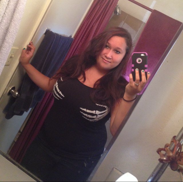 20 years old i love photography and dancing i like to meet new people im easy to talk to and to get along with :) and im a miami beach girl too :p