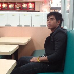 belajar dancerrrr dengan musik HipHop
*@pgin mencaribakatttt