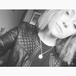 Neva_NH's profile picture. what are you supposed to write here