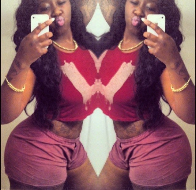 • Single• Employed • Tatt Queen  •If you follow me we go together  • Kik  @jazzb__
