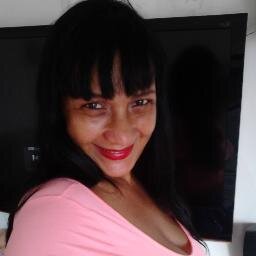 A chave da felicidade é sonhar; a chave do sucesso é tornar os sonhos realidade.