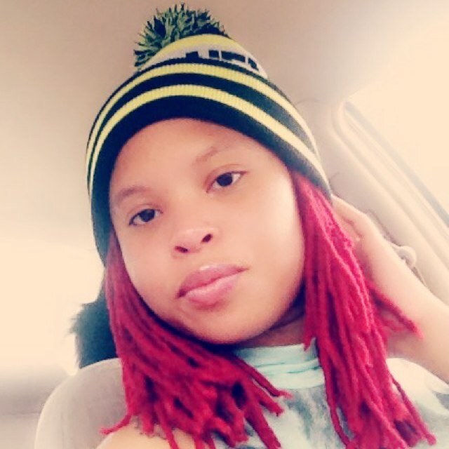 22 | College Girl | #brooklyngirl | #Teamfollowback If You're Cute... Or If You Got A Fat Ass!! ;-)