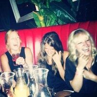 Ariel Disner (@a_d_i_z_z_y) 's Twitter Profile