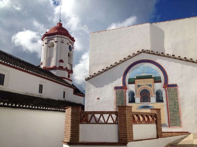 Ayuntamiento de Genalguacil (Málaga) #Spain Pueblo-Museo en un lugar privilegiado del Valle del Genal, donde el arte y la naturaleza se fusionan.