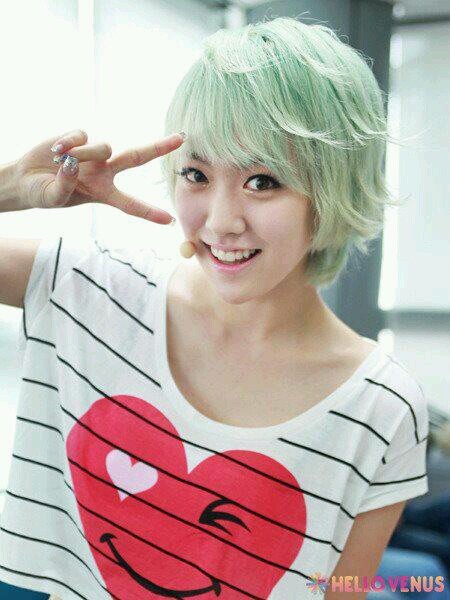 안녕! 나는 헬로비너스 래퍼 라임입니다 ^^ Just bot not Real. Hello Venus Lime.
