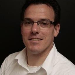 docent masters fysiotherapie @hsrotterdam
PhD student developing a Learning Health System in musculoskeletal pain. Muziek liefhebber