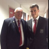 Trefor Lloyd Hughes (@cyngtreforlloyd) 's Twitter Profile