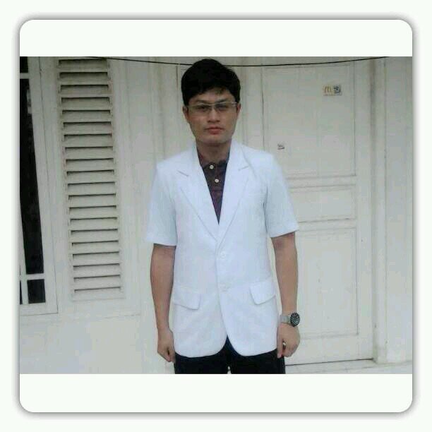 RioRubijantoro's profile picture. dokter muda bersahaja :D