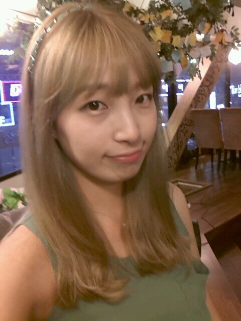 맞팔100%/뷰티블로거/23살/AK몰 서포터즈 MVP11기/AK몰 서포터즈 MVP12기 멘토.