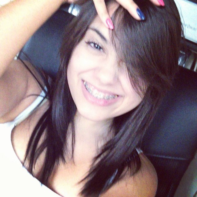 Ao seu lado descobri que entre o sonho e a realidade, existe um espaço chamado felicidade, e para que a minha felicidade se torne realidade, preciso de você