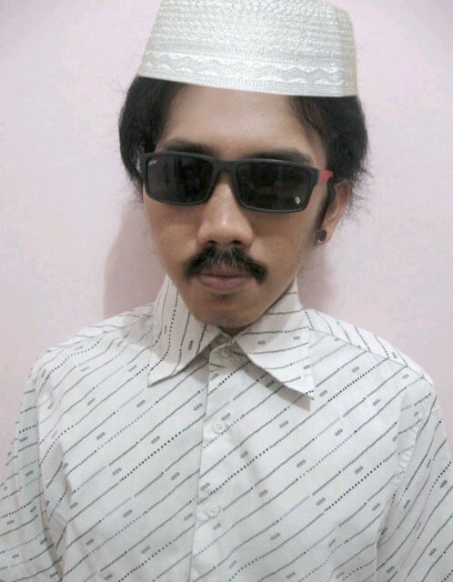 Setiap kata yang keluar dari mulutku itu adalah kesalahanku. Karna saya manusia biasa! Kekurangan-kesalahan murni milik saya. Kesempurnaan milik Allah S.W.T