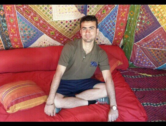 faizbull's profile picture. 