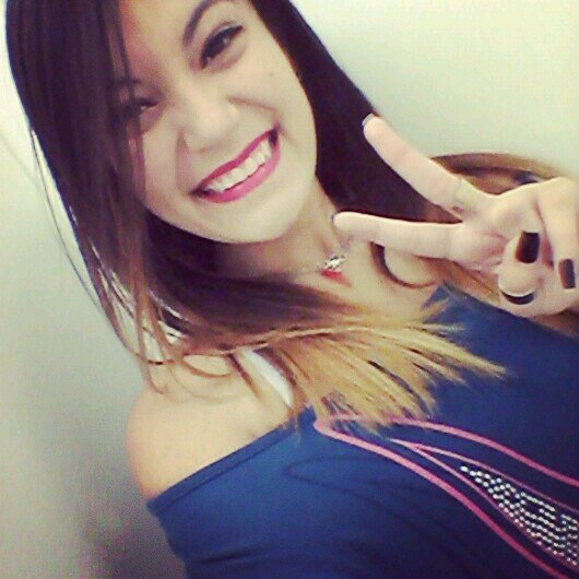 20 anos, futura Publicitária, estudante da USCS, ariana, linda, esperta e super humilde! umbj
