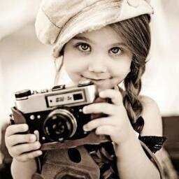 Keep calm and follow us for the best tweets.
Teenage Messages ! ♔