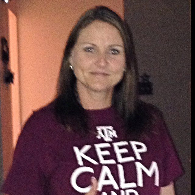 Aggie mom, salsa connoisseur, grammar police. Still bitter about 2012 missed field goals. #shouldhavebeennationalchamps
