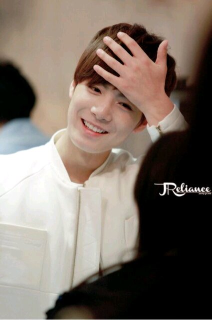 fake! just fake kim jonghyun.
