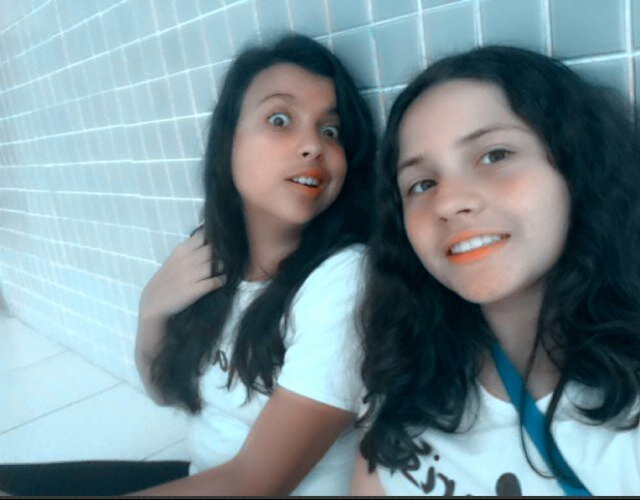 Segue lá no insta : Danii_motta