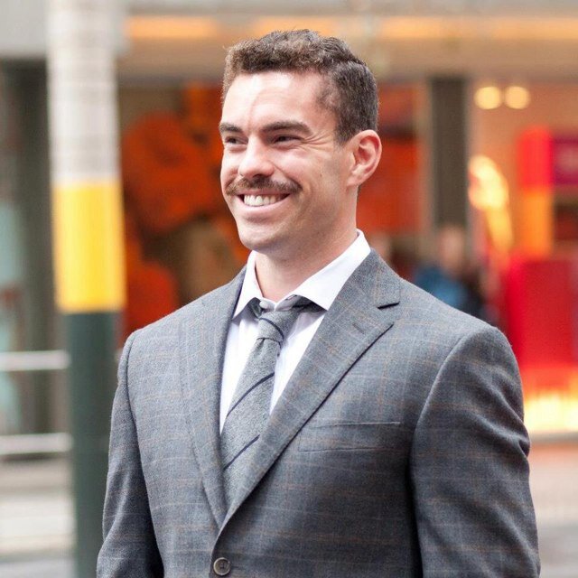 Commercial real estate broker at Colliers International in San Francisco.  Appreciates a good pair of slacks.