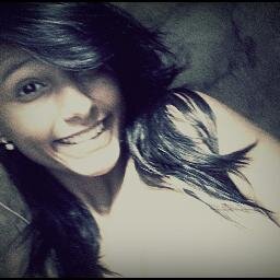 Praa quee ficarr horaas miim descrevendoo aquii se cada um infelizmentee pensa o que quer ?! ( :