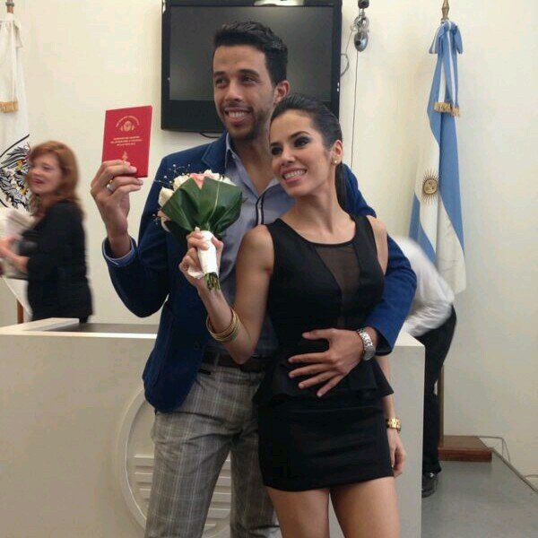 UCABISTA, Deportista , Bailarina y muy despistada. 
Con grandes amigos y hermosa familia. Increible cuanto tengo.