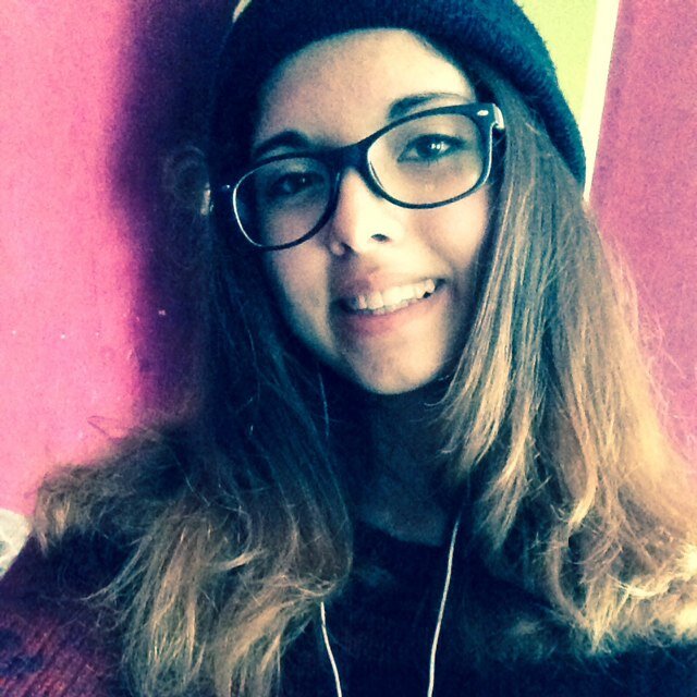 Hi my name is bahareh and i love justin i'm a huge fan i'm 5 years a fan i'm sinds 2009 a fan ok justin just follow me haha bye i'm off