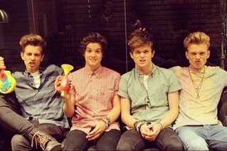 my whole life is basically a joke. ϟ | ♡ @NiallOfficial and @Connor BalI I blame you. ♡ cake eater ♡ One Direction, The Vamps, Lana Del Ray, whut