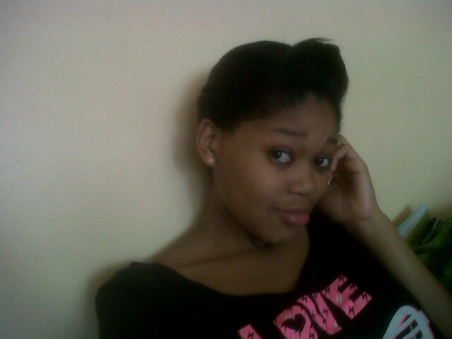 Khwezi__Cbande's profile picture. #Team B*♥#TeamZen♥#teamLunga #Khosi4lyf#teamBarca Daughter of the most high