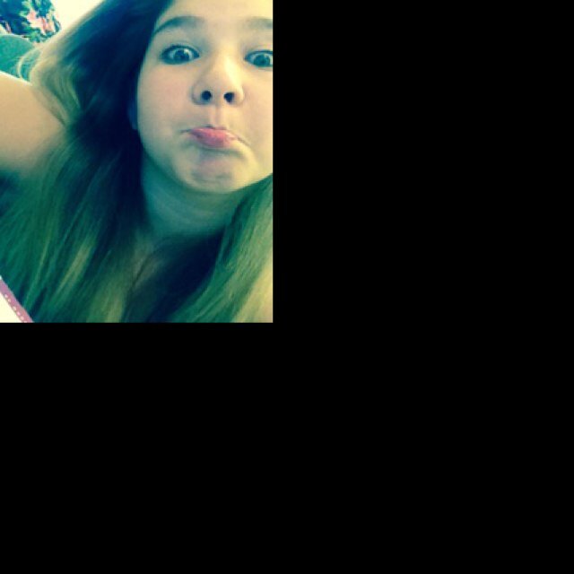 #TeamFunSize #team follow back #team brown eyes . Go follow my bestfriend hopee_bolasky13 (:
