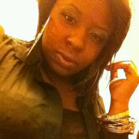 #TEAMSINGLEMOMMY#TEAMLIGHTSKIN#SINGER#SONGWRITER#ARTIST#LIVELOVELAUGH
