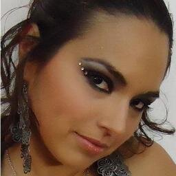 Make Up Artist, Tecnologa medica (medical technologist) , runner .
mi face de trabajo de make up artist.
https://t.co/Co964ggycF