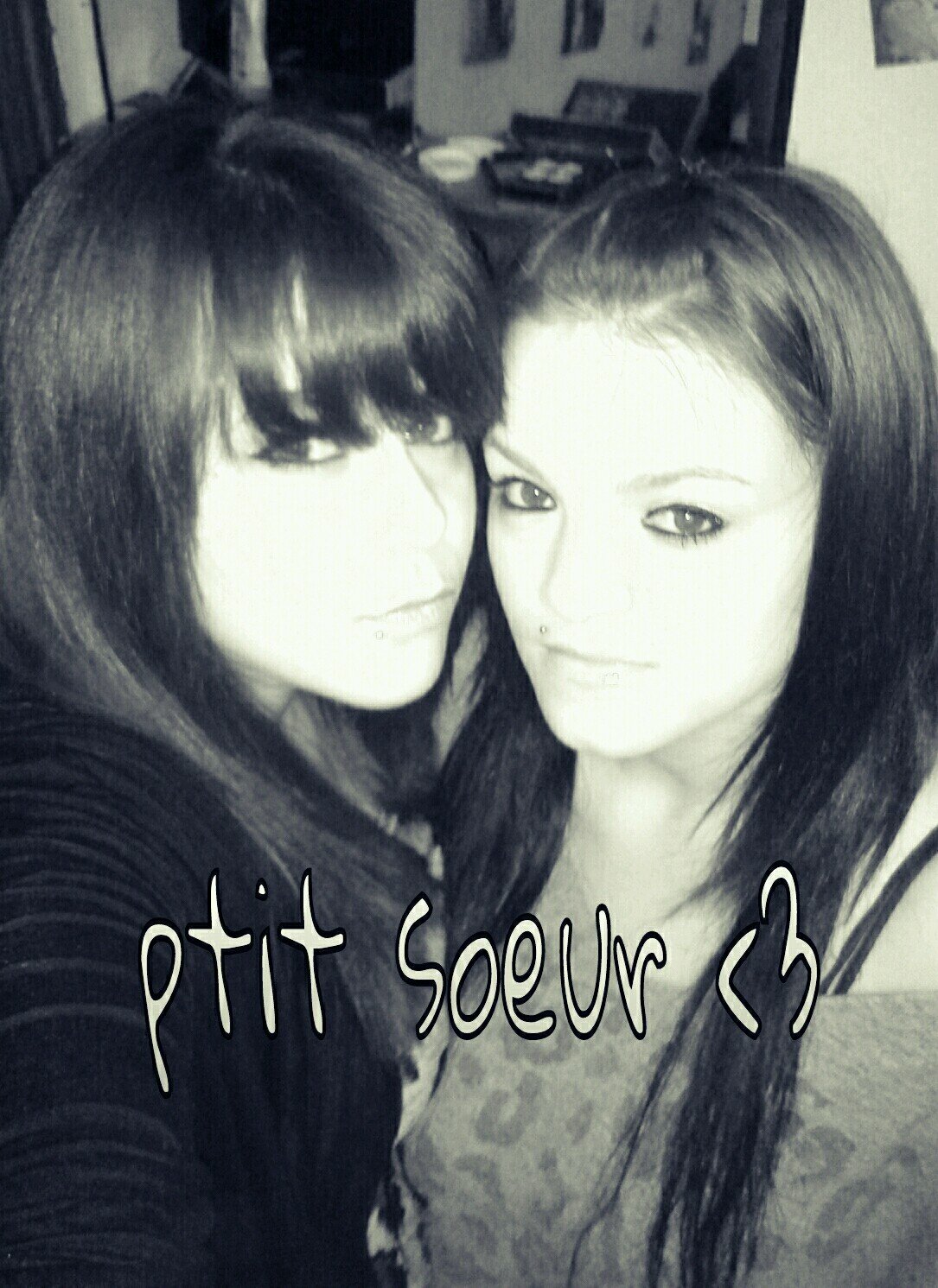 @JenniTLN Elle et moi, nous ou rien....A si Tobby TMTC ma Zine.