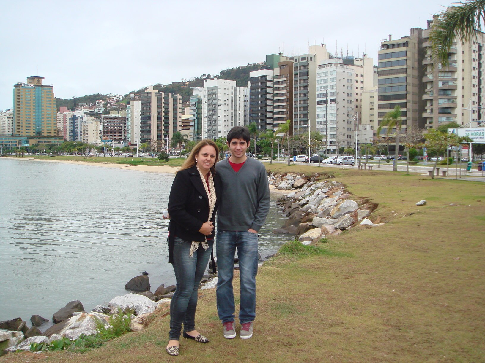 MadaLuiz's profile picture. Caminhoneira, Empresária, Armamentista, Conservadora, luto pela Liberdade de Opinião e por isso passei a ter uma satisfação danada de ser #bolsonarista.