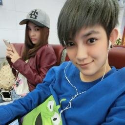 이름:빅토리아
나이:14