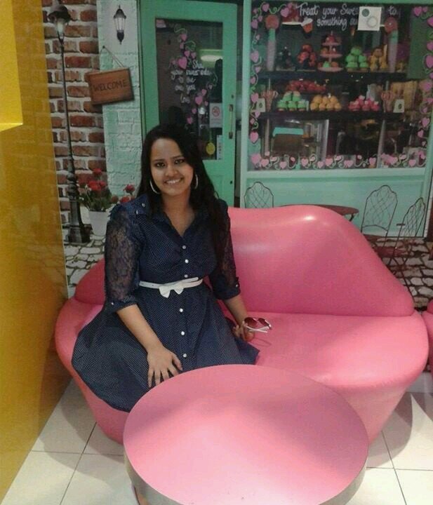 interior design student, writer,poet, candle making, cool science geek,philosopher and thinker ;)
