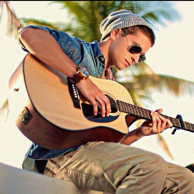 SmileMillertary's profile picture. 